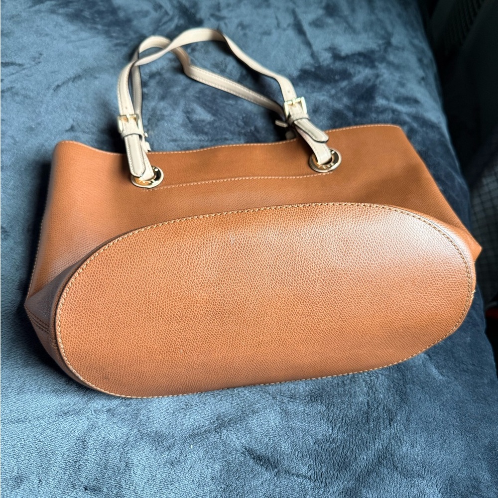 Michael Kors Leather Shoulder Bag - Picture 4 of 4